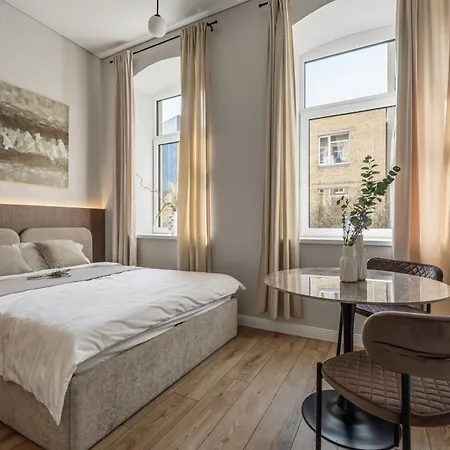 In Centre Self Check-in No 4 *